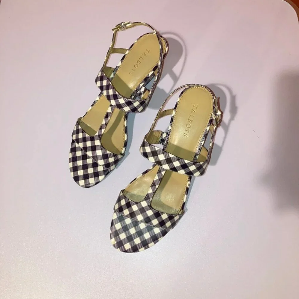 TALBOTS WOMEN'S ROYCE T STRAP SANDALS SIZE 10M - Picture 2 of 8